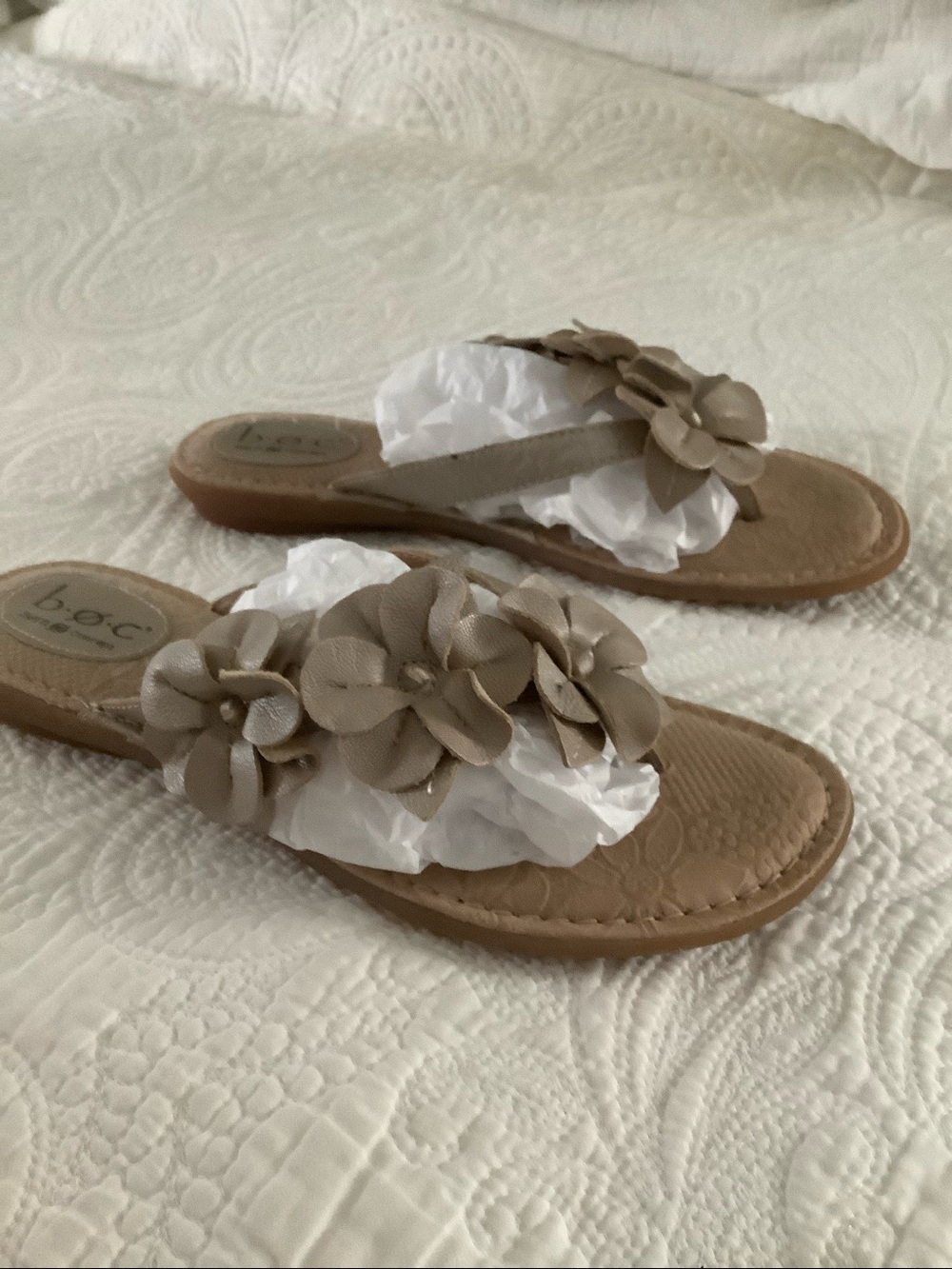 Metallic leather flip flops
